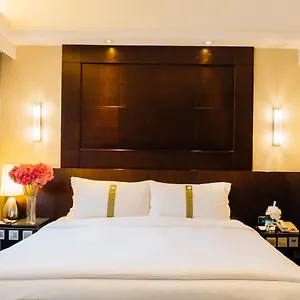 empire-wan-chai.getmacauhotels.com/